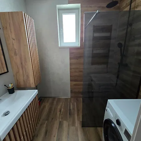 Lesna 5 Appartement *