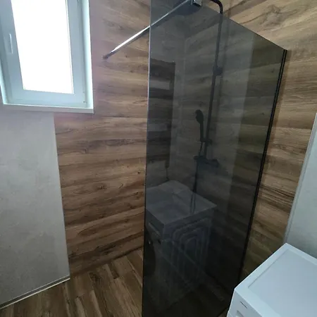 Lesna 5 Appartement *