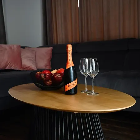 Lesna 5 Apartament *